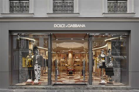 napoleon dolce gabbana|Dolce & Gabbana open softly in Paris with Napoleon and Josephine.